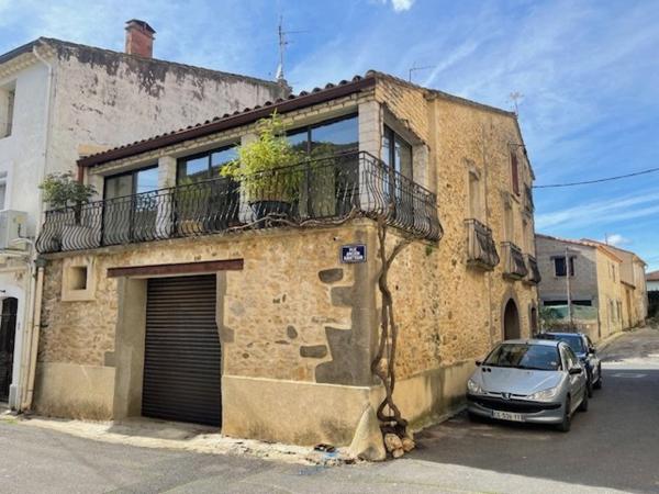 MAISON VIGNERONNE EN PIERRES 106 M² HABITABLES 2 GARAGES 58 ET 45 M² +57 M² GRENIER  AMENAGEABLE