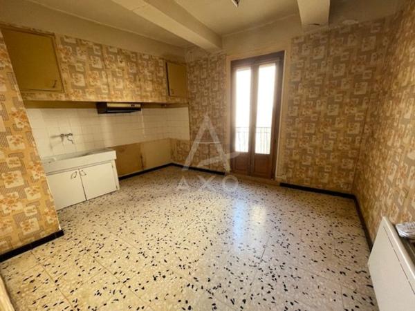 MAISON VIGNERONNE EN PIERRES 106 M² HABITABLES 2 GARAGES 58 ET 45 M² +57 M² GRENIER  AMENAGEABLE