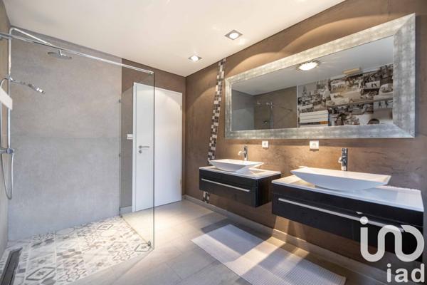 Maison 7 pièces de 210 m² à Thionville (57100)