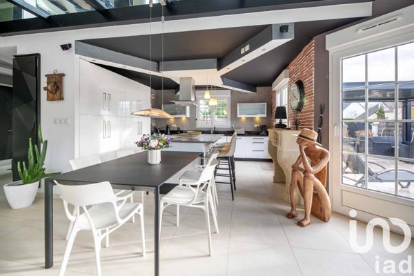 Maison 7 pièces de 210 m² à Thionville (57100)