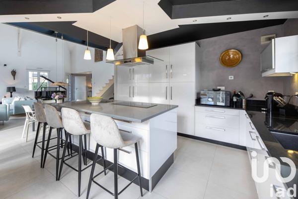 Maison 7 pièces de 210 m² à Thionville (57100)