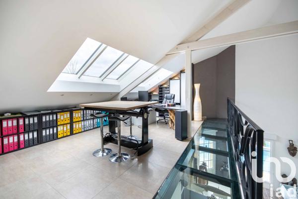 Maison 7 pièces de 210 m² à Thionville (57100)