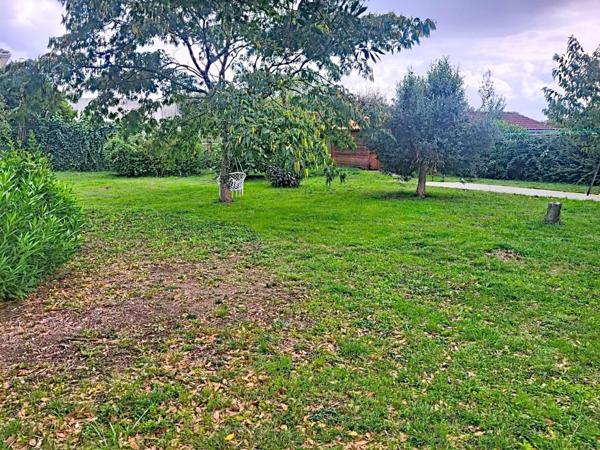 Grande maison familiale avec double logement indépendant!