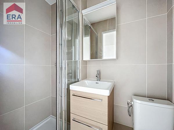 A VENDRE - IMMEUBLE 280m² + sous-sol 57m²