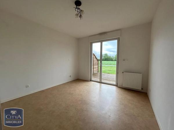 Appartement à louer 3 pièces 54m² Vatan (36150)