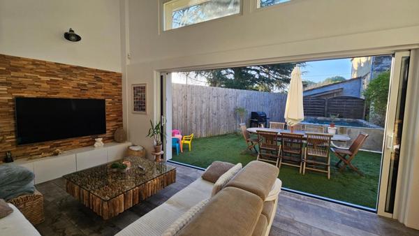 Magnifique Maison d'Architecte, 4 chambres, 3 salle d'eau, jardin, piscine