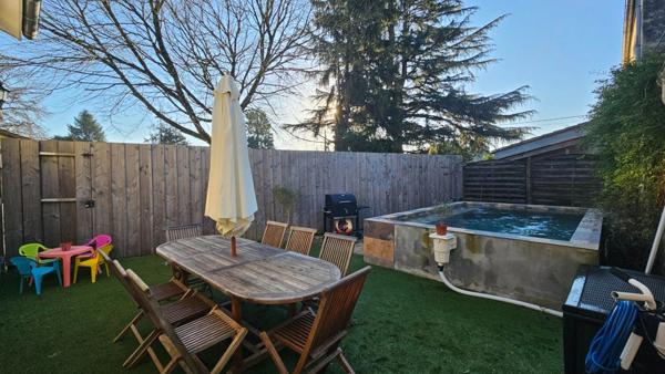 Magnifique Maison d'Architecte, 4 chambres, 3 salle d'eau, jardin, piscine