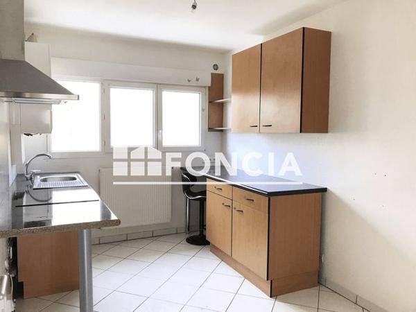 Location Appartement 4 pièces 74.7 m² - 16 AVENUE GENERAL DE GAULLE Jarville-la-malgrange 54140