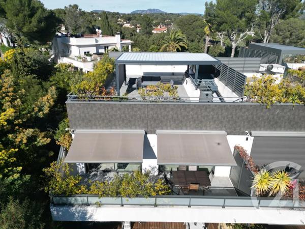 Appartement à vendre  3 pièces - 95 m 2   ST RAPHAEL  - 83