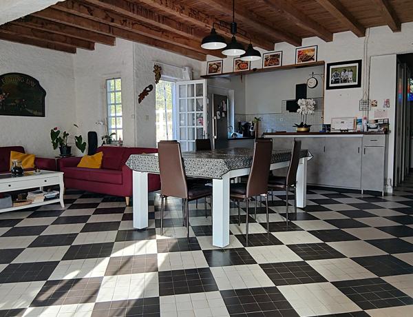 Maison à vendre 3 pièces LUCHAPT (86)