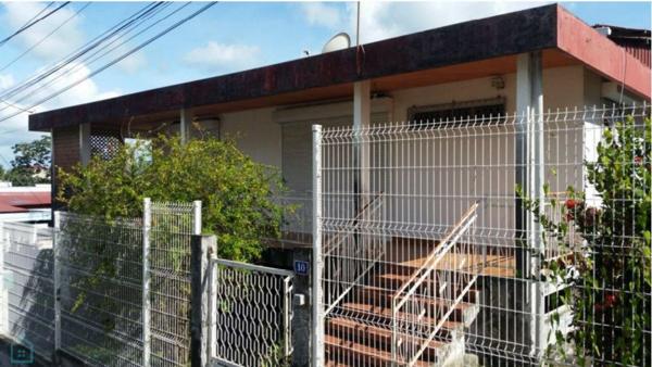 Villa T4 de 82m² sur terrain de 487m² située à Fort-de-France