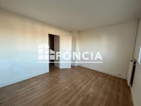 Location Appartement 3 pièces 64.1 m² - 2 BIS RUE DU GENERAL SCHMITZ Pontoise 95300