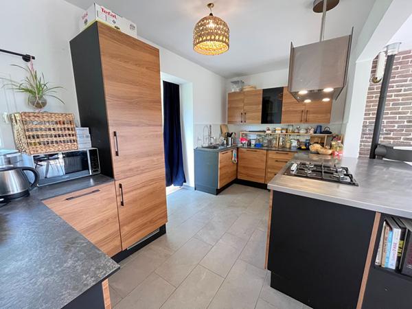 EXCLUSIVITE - Maison indépendante BRUZ environ 133m² Hors lotissement - Terrain 649m²