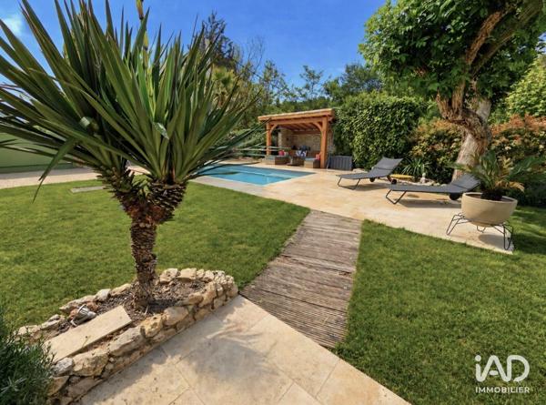 Maison à vendre 6 pièces 165 m² Aix-en-Provence