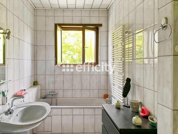 Maison 6 pièces - 186 m²