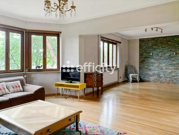 Maison 6 pièces - 186 m²