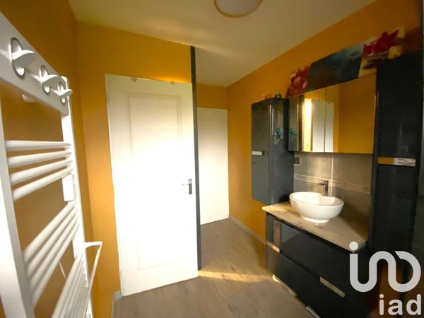 Maison traditionnelle 5 pièces de 100 m² à Les Hogues (27910)