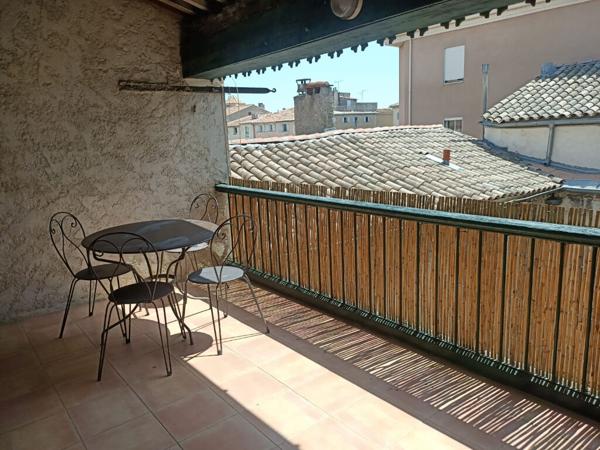 NARBONNE CENTRE - Appartement de type 2 meublé avec terrasse - 50M²