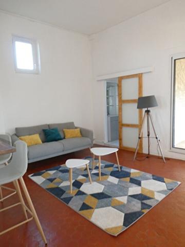 NARBONNE CENTRE - Appartement de type 2 meublé avec terrasse - 50M²