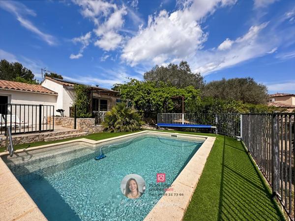 Maison plain-pied -  piscine - 1500 m2 de terrain