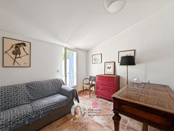 Maison plain-pied -  piscine - 1500 m2 de terrain