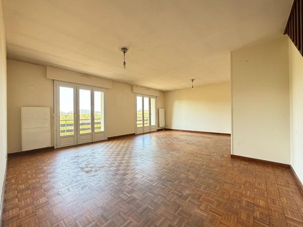 Maison Lons-Le-Saunier / 6 pièces / 5 chambres / 133 m²