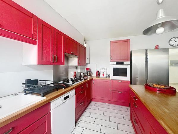 Maison Gouvernes 6 pièce(s) 163 m2