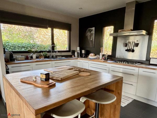 Maison à SAINT-MICHEL-EN-GREVE, 22300 - 6 pièces 160m²