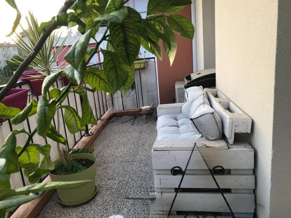 SPACIEUX T4 DERNIER ÉTAGE BALCON BOX FERMÉ