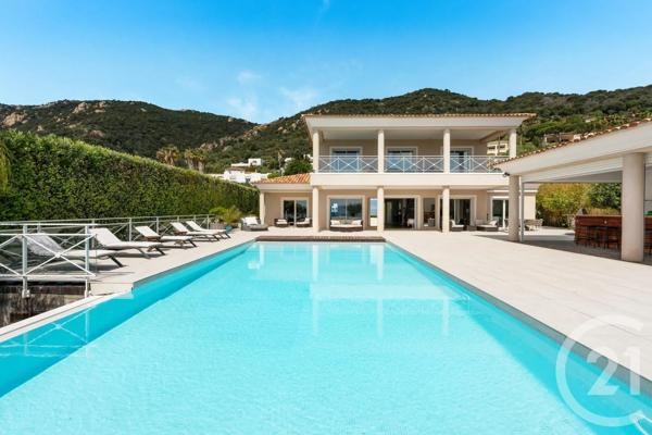 Maison à vendre  8 pièces - 340,10 m 2   AJACCIO  - 201