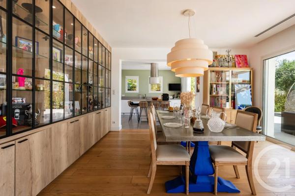 Maison à vendre  8 pièces - 340,10 m 2   AJACCIO  - 201