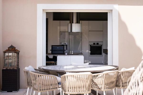 Maison à vendre  8 pièces - 340,10 m 2   AJACCIO  - 201