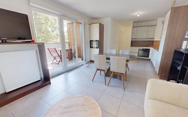 Appartement à vendre    3 pièces • 60,90 m2 Francheville