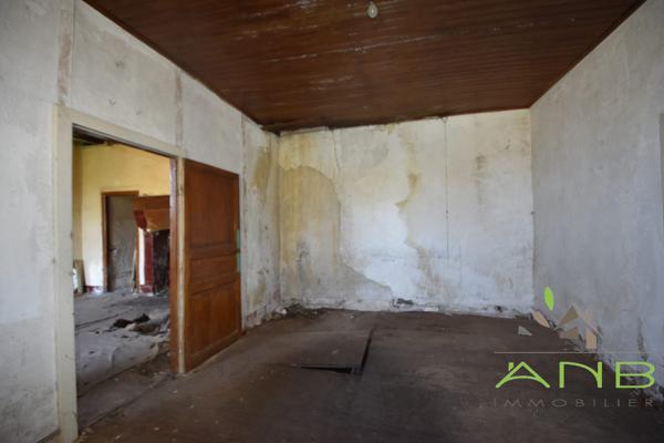 Maison de Campagne à Rénover – Bussière-Badil, Périgord Vert - Dordogne - 24360