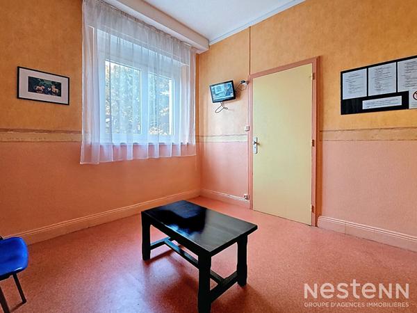 Immeuble Pompey - Cabinet médical + Duplex T4 vendu loué avec extérieur - Belle opportunité d'investissement - Monopropriété