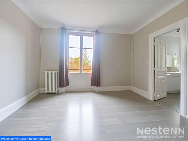 Immeuble Pompey - Cabinet médical + Duplex T4 vendu loué avec extérieur - Belle opportunité d'investissement - Monopropriété