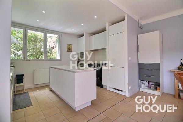 Maison bon état 4/5 chambres.