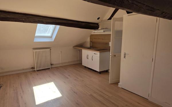 Appartement à louer    2 pièces • 31,16 m2 Grez-sur-Loing