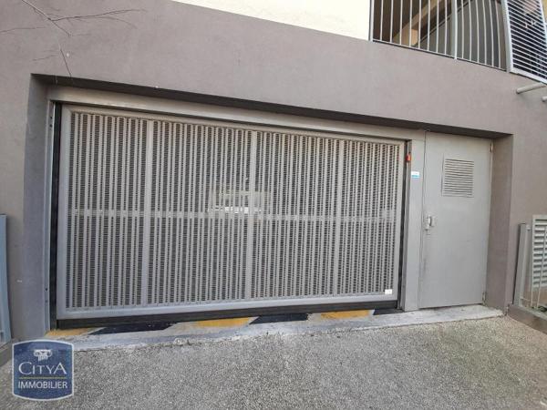 Location parking Nîmes (30)