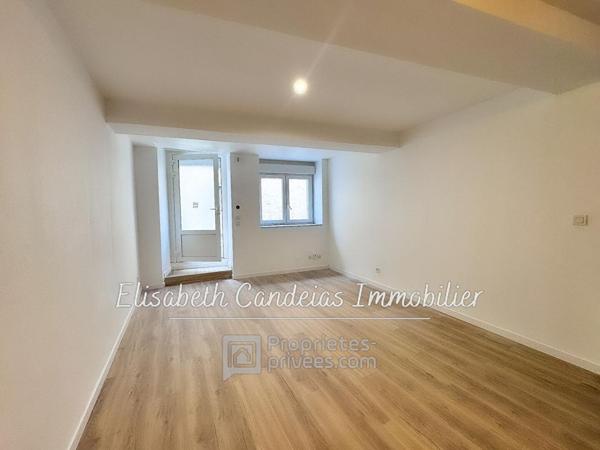 Centre Ville CAZERES - T3 de plain-pied avec extérieur privatif