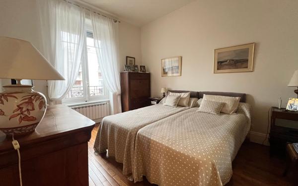 Appartement à vendre    3 pièces • 77 m2 Lyon 3