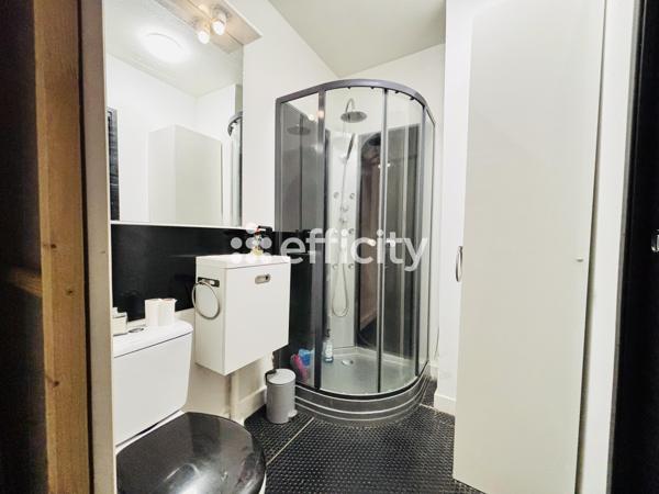 Maison
         4 pièces
        - 114 m² 649 000 € *