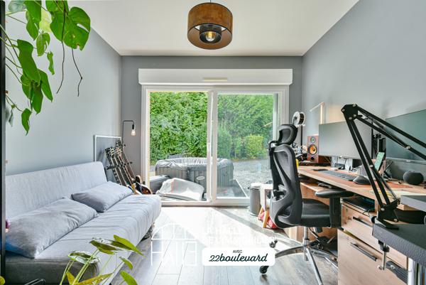 Maison
         5 pièces
        - 110 m² Exclusivité 199 900 € *