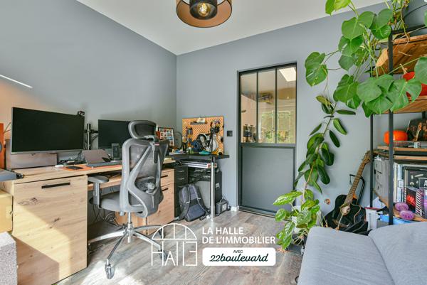 Maison
         5 pièces
        - 110 m² Exclusivité 199 900 € *