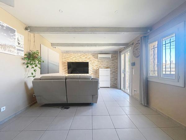 A VENDRE MARSEILLE 13014  SAINTE-MARTHE MAISON T3/4 TERRASSE JARDIN