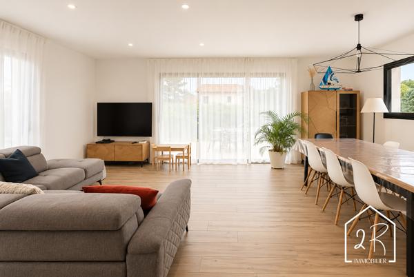 Maison individuelle de plain-pied 122 m² habitables - Garage 35 m²- Terrain 814 m²