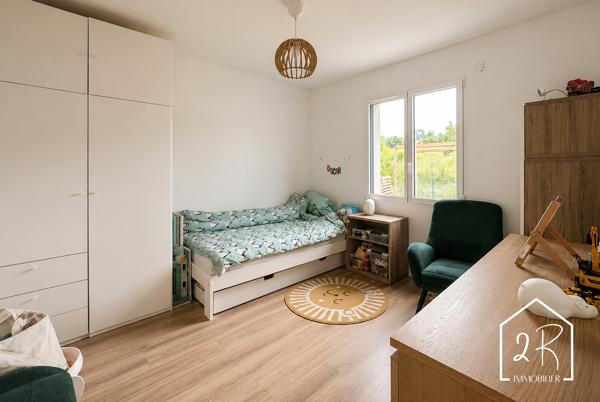 Maison individuelle de plain-pied 122 m² habitables - Garage 35 m²- Terrain 814 m²