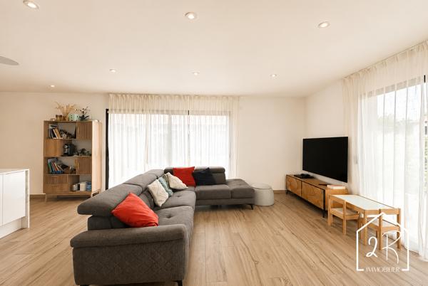Maison individuelle de plain-pied 122 m² habitables - Garage 35 m²- Terrain 814 m²