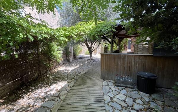 Vente Maison COUR - STOCKAGE Cesseras   