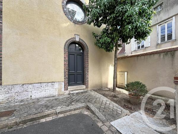 Appartement F3 à vendre  4 pièces - 92,50 m 2   CHARTRES  - 28